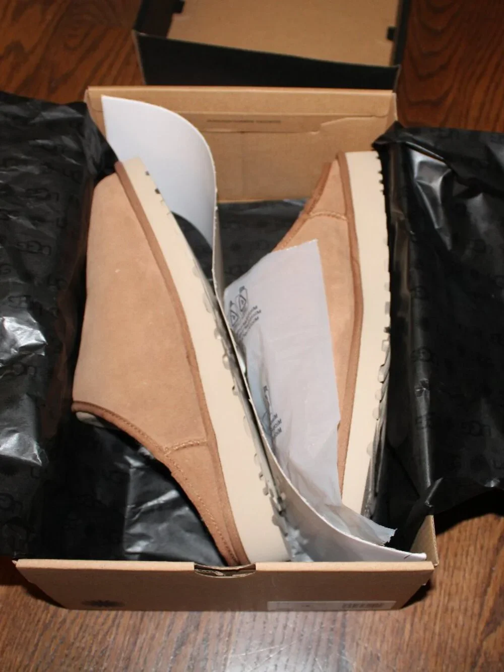 UGG Men's Classic Slip On